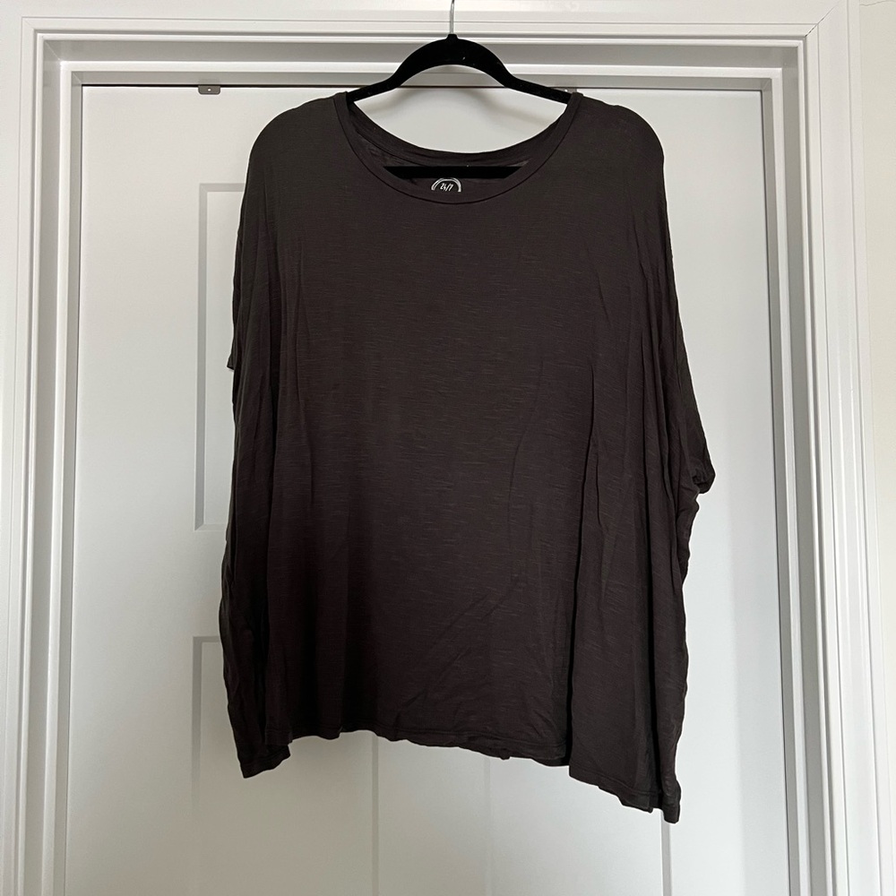 Maurice’s Gray Short Sleeve Top